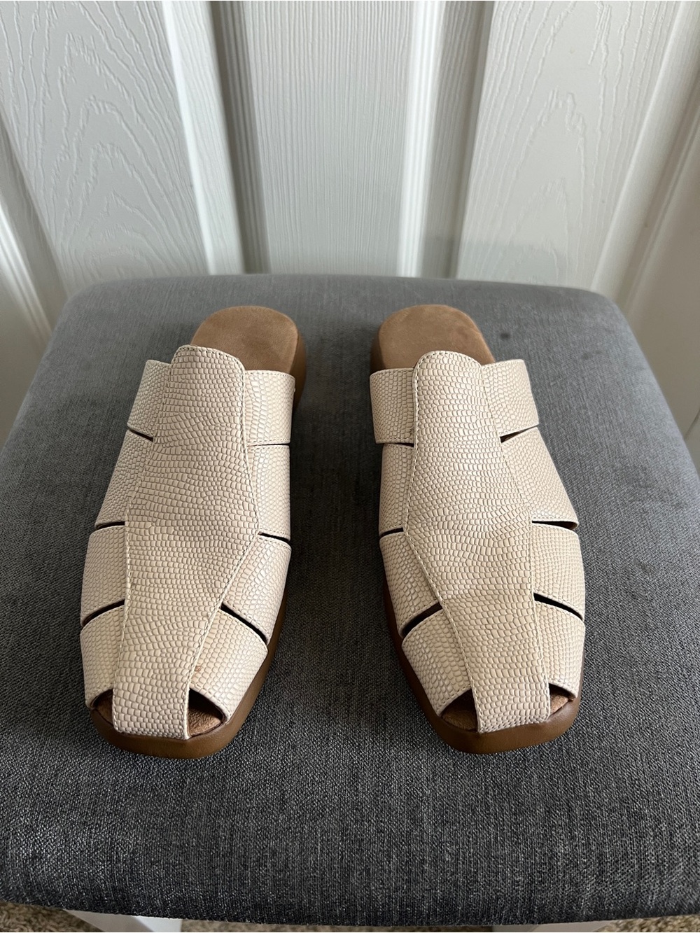 Aerosoles Croc Embossed Sandals